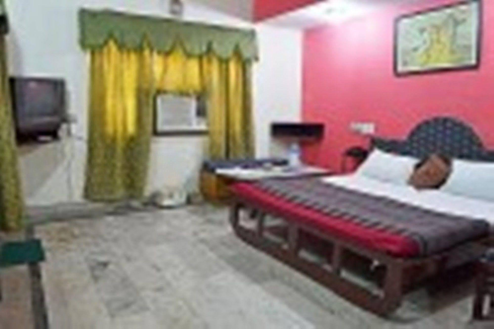 Aditya Palace Agra  Exterior photo